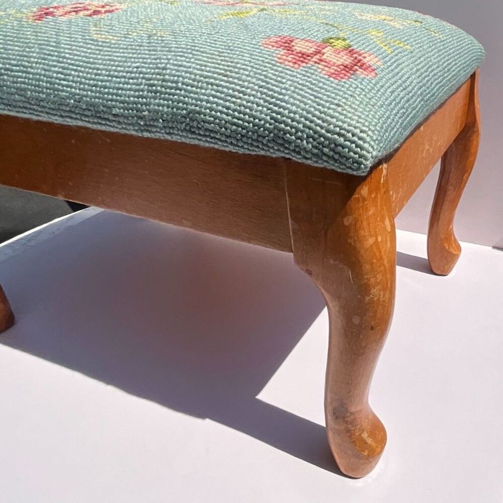 Needlepoint Bench Vintage Floral Needlepoint stool coastal cottage Grandmacore - Picture 5 of 8